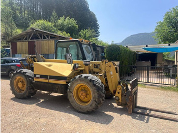 Telescopic handler CATERPILLAR TH