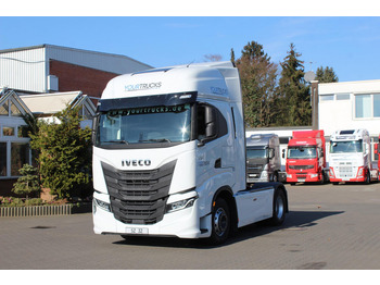 Tractor unit IVECO S-WAY