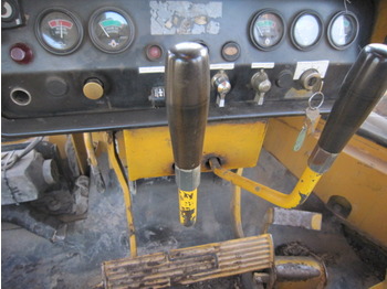 Pipe layer KOMATSU D355 C3 pipelayer: picture 2 Pipe layer KOMATSU D355 C3 pipelayer: picture 2