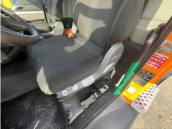 Hook lift truck, Crane truck MAN TG-S 26.400 6x4H-2 BL Abrollkipper mit Kran Lift Lenk: picture 4 Hook lift truck, Crane truck MAN TG-S 26.400 6x4H-2 BL Abrollkipper mit Kran Lift Lenk: picture 4