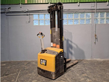 Stacker CATERPILLAR