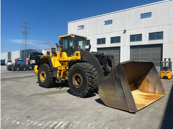 Wheel loader VOLVO L250