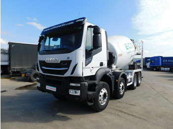 Concrete mixer truck IVECO