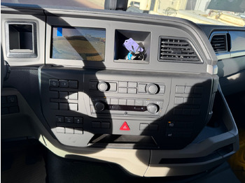 Cab chassis truck MAN TGS 33.480 6x4 BL CH TGS 33.480 6x4 BL CH, Nebenantrieb: picture 4