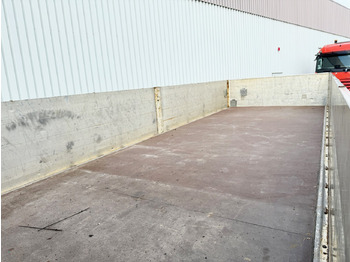 Crane truck, Dropside/ Flatbed truck Mercedes-Benz Actros 2532 L 6x2 Actros 2532 L 6x2, Liftachse, Kran Hiab 244EP-5 HiDuo, Funk: picture 2 Crane truck, Dropside/ Flatbed truck Mercedes-Benz Actros 2532 L 6x2 Actros 2532 L 6x2, Liftachse, Kran Hiab 244EP-5 HiDuo, Funk: picture 2