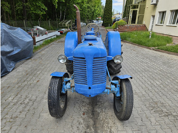 Farm tractor Zetor Super: picture 4 Farm tractor Zetor Super: picture 4