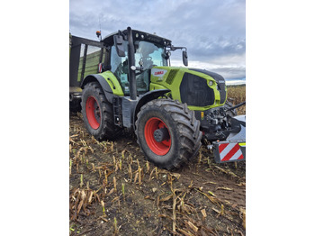 Farm tractor CLAAS Axion 870