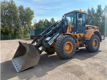 Wheel loader HYUNDAI