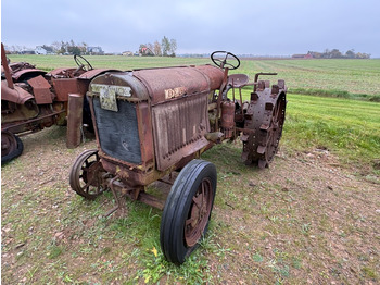 Farm tractor McCORMICK