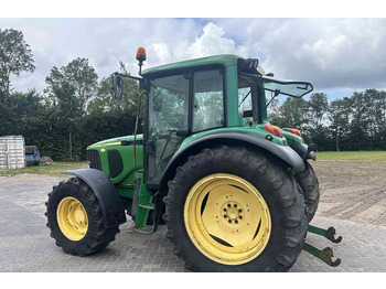 Farm tractor John Deere 6220 premium: picture 2