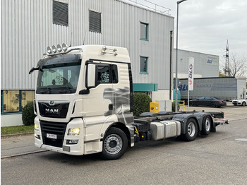 Container transporter/ Swap body truck MAN TGX 26.500