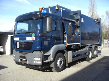 Garbage truck MAN