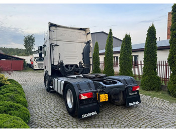 Tractor unit Scania R450: picture 4