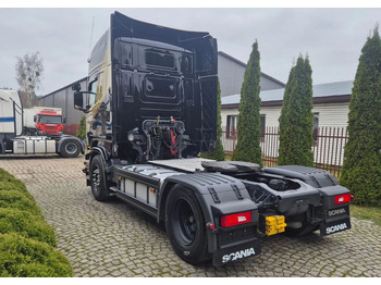 Tractor unit Scania R450: picture 4