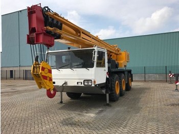All terrain crane Kato KA 400: picture 1