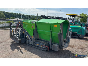 Asphalt paver VÖGELE