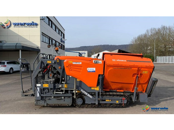 Asphalt paver VÖGELE