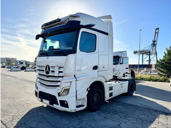 Tractor unit MERCEDES-BENZ Actros 1851
