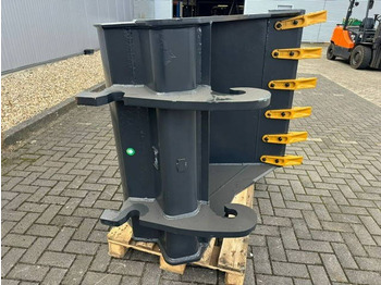 Excavator bucket for Construction machinery VemaTec NEW CW30 Bucket 1200mm Nieuw: picture 2