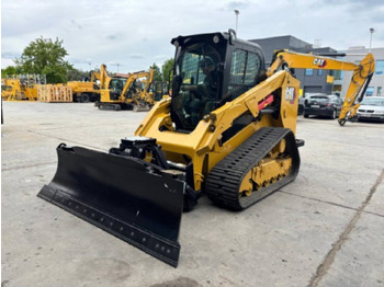 Compact track loader CATERPILLAR