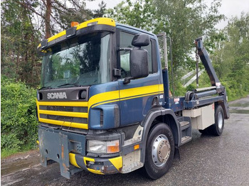 Skip loader truck SCANIA P114