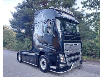 Tractor unit Volvo FH16-650 4x2, Euro 6, VEB, airbrush: picture 3 Tractor unit Volvo FH16-650 4x2, Euro 6, VEB, airbrush: picture 3