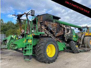Combine harvester JOHN DEERE T550