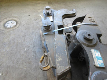 Quick coupler