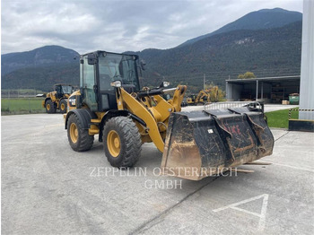 Wheel loader CATERPILLAR 908M