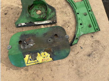 Body and exterior for Agricultural machinery Johne Deere 8600 Obudowa Osłona Blacha Mocowanie: picture 3 Body and exterior for Agricultural machinery Johne Deere 8600 Obudowa Osłona Blacha Mocowanie: picture 3