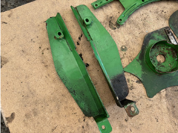 Body and exterior for Agricultural machinery Johne Deere 8600 Obudowa Osłona Blacha Mocowanie: picture 2 Body and exterior for Agricultural machinery Johne Deere 8600 Obudowa Osłona Blacha Mocowanie: picture 2