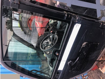Cab MANITOU
