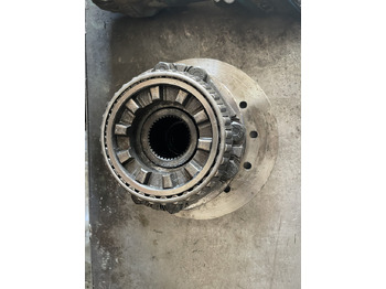 Rear axle for Agricultural machinery Massey Fergusson 3690 - mechanizm roznicowy tylnego mostu 893223M2: picture 2