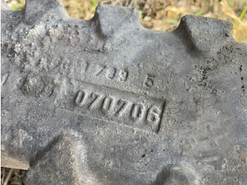 Steering knuckle for Agricultural machinery Mecalac 12 XVT - most tylny - zwolnica obudowa zwrotnica: picture 2 Steering knuckle for Agricultural machinery Mecalac 12 XVT - most tylny - zwolnica obudowa zwrotnica: picture 2