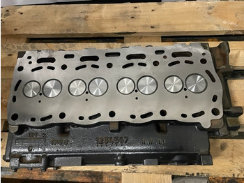 Cylinder head PERKINS