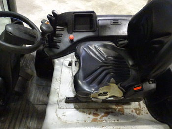 Electric forklift STILL RX20-20: picture 4