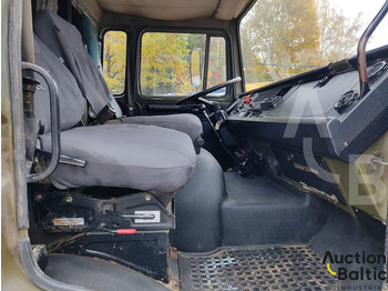 Dropside/ Flatbed truck Iveco Magirus 110-17: picture 5