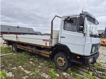 Dropside/ Flatbed truck Mercedes-Benz 1117: picture 3