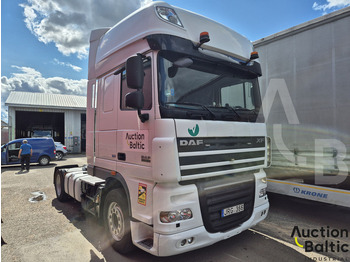 Tractor unit DAF XF 105 460