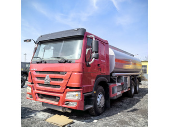 Tank truck SINOTRUK HOWO