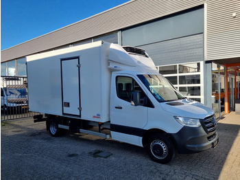 Refrigerated van MERCEDES-BENZ Sprinter 516