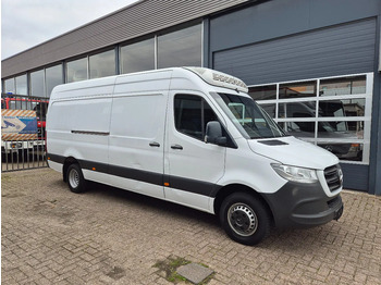 Refrigerated van MERCEDES-BENZ Sprinter 519