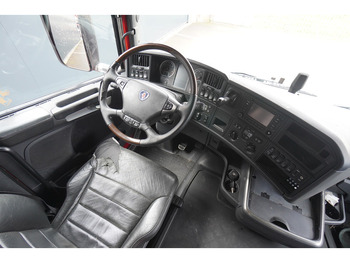 Interior photo 1: Leasing of Scania R 580 V8 6X2 FRIGO RETARDER IN COMBI WITH BURG TRAILER Scania R 580 V8 6X2 FRIGO RETARDER IN COMBI WITH BURG TRAILER