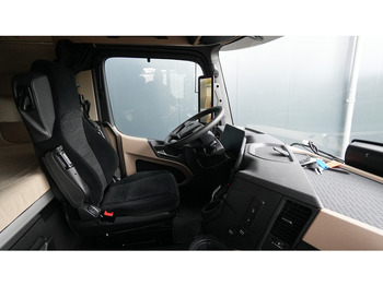 Tractor unit Mercedes-Benz ACTROS 1945 GIGASPACE 747.600KM: picture 5 Tractor unit Mercedes-Benz ACTROS 1945 GIGASPACE 747.600KM: picture 5