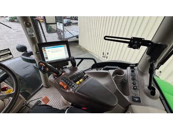 Farm tractor John Deere 6230 R: picture 5