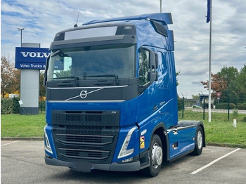 Tractor unit VOLVO FH