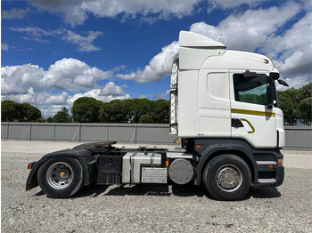 Cab chassis truck SCANIA R