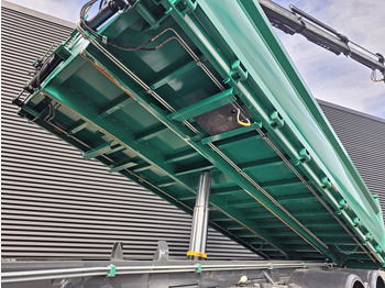 Crane truck Mercedes-Benz AROCS 4145 / 8X6 / TIPPER + HMF CRANE: picture 5