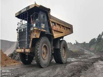 Rigid dumper/ Rock truck CATERPILLAR 777