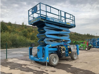 Scissor lift GENIE